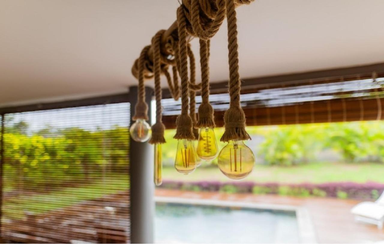 Grand Bay Luxury Villa With Pool & Garden Exterior foto